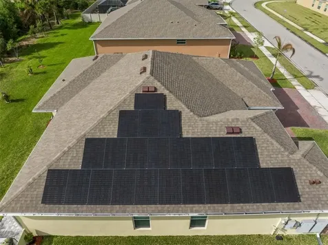 63 52nd Square Vero Beach FL 32968