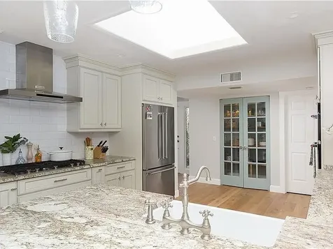 711 Royal Palm Place Vero Beach FL 32960
