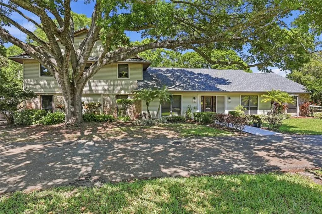 655 40th Avenue SW Vero Beach FL 32968