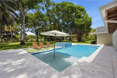 655 40th Avenue SW Vero Beach FL 32968