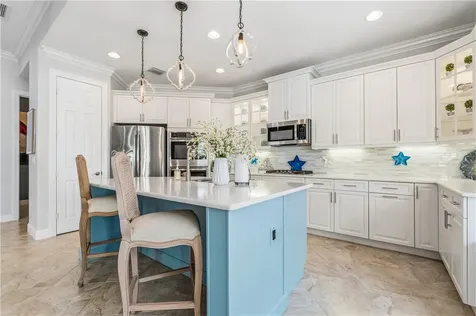 4245 Diamond Square Vero Beach FL 32967