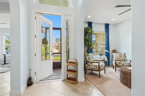 4245 Diamond Square Vero Beach FL 32967