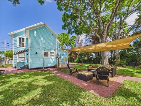 859 20th Street Vero Beach FL 32960