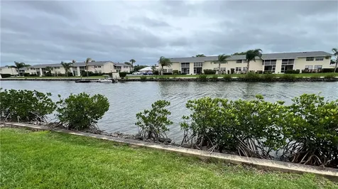 1860 Robalo Drive Vero Beach FL 32960