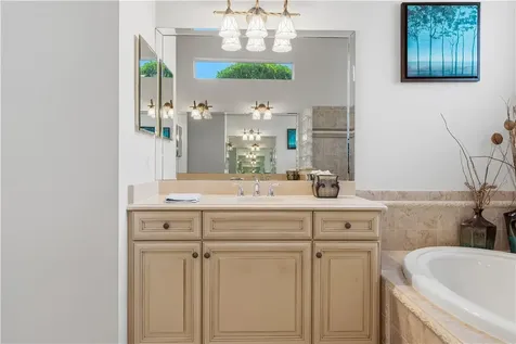 1360 S Village Square Vero Beach FL 32966