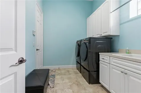 1360 S Village Square Vero Beach FL 32966