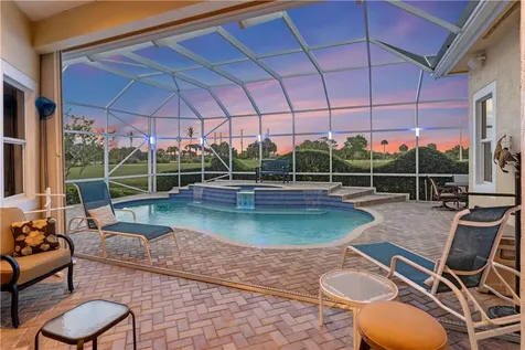 1360 S Village Square Vero Beach FL 32966