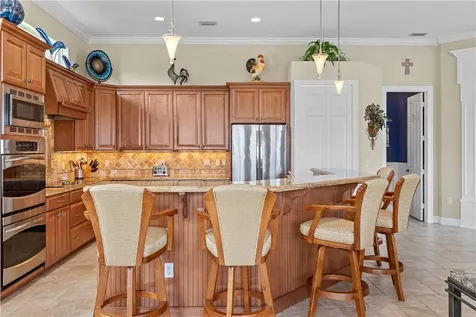 1360 S Village Square Vero Beach FL 32966