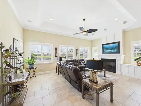 1360 S Village Square Vero Beach FL 32966