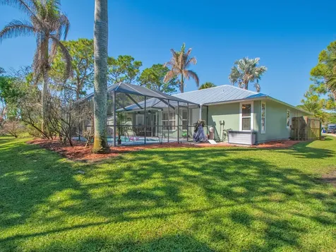 6740 51st Avenue Vero Beach FL 32967