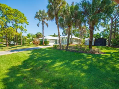 6740 51st Avenue Vero Beach FL 32967