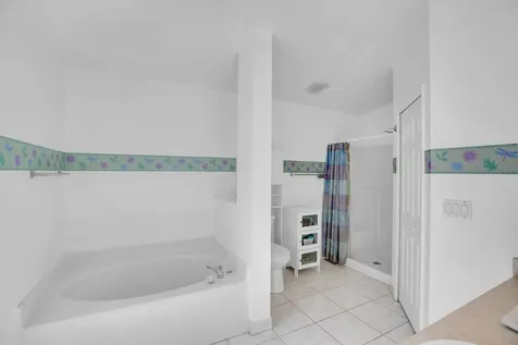 206 10th Court Vero Beach FL 32962