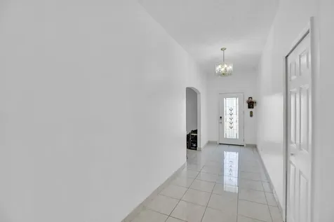 206 10th Court Vero Beach FL 32962