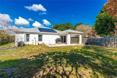 206 10th Court Vero Beach FL 32962