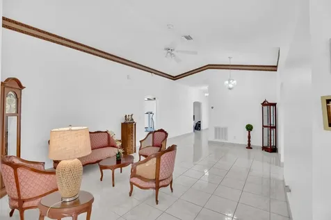 206 10th Court Vero Beach FL 32962