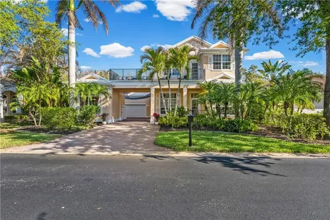 4207 Diamond Square Vero Beach FL 32967