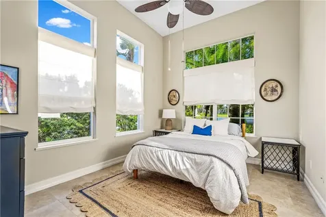 4207 Diamond Square Vero Beach FL 32967