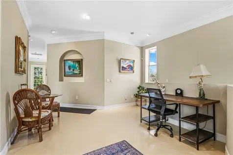 4207 Diamond Square Vero Beach FL 32967