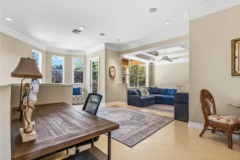 4207 Diamond Square Vero Beach FL 32967