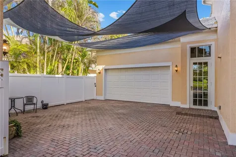 4207 Diamond Square Vero Beach FL 32967