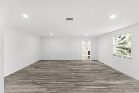 4996 49th Street Vero Beach FL 32967