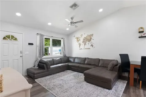 8775 24th Street Vero Beach FL 32966