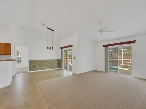 9084 102nd Avenue Vero Beach FL 32967
