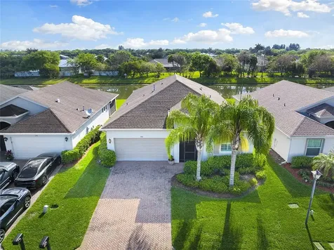 700 Honeybell Court SW Vero Beach FL 32968