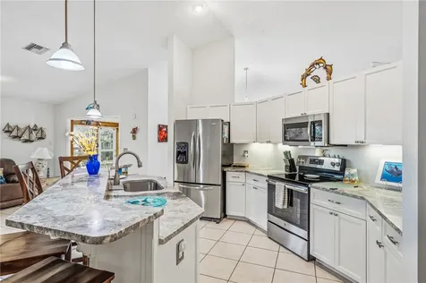 957 Franciscan Avenue Sebastian FL 32958