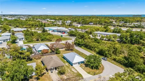 204 14th Street SW Vero Beach FL 32962