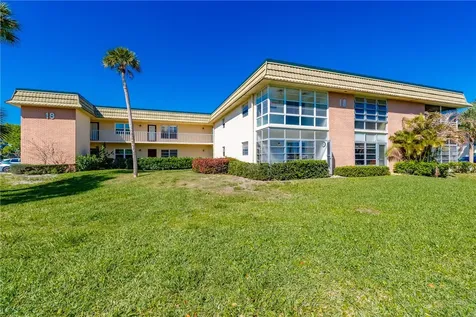 18 Vista Gardens Trail Vero Beach FL 32962