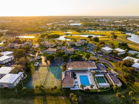 18 Vista Gardens Trail Vero Beach FL 32962