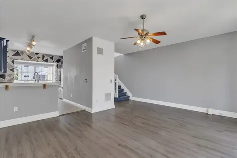 1630 42nd Square Vero Beach FL 32960