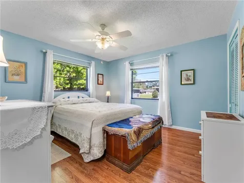 936 25th Avenue Vero Beach FL 32960