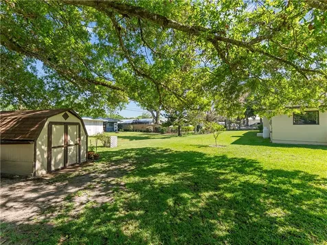 936 25th Avenue Vero Beach FL 32960