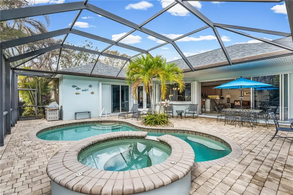 224 Oak Hammock Circle SW Vero Beach FL 32962