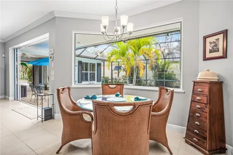 224 Oak Hammock Circle SW Vero Beach FL 32962