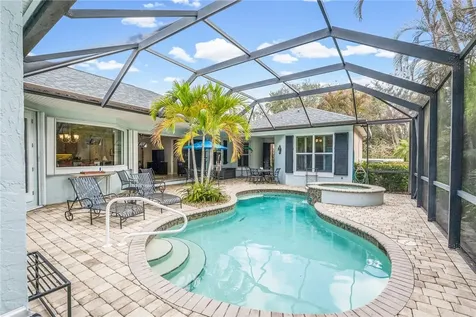 224 Oak Hammock Circle SW Vero Beach FL 32962