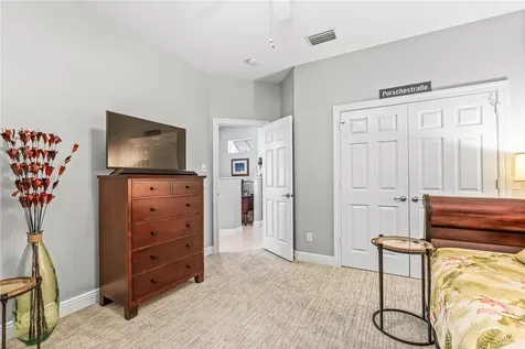 224 Oak Hammock Circle SW Vero Beach FL 32962