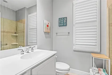224 Oak Hammock Circle SW Vero Beach FL 32962