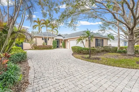224 Oak Hammock Circle SW Vero Beach FL 32962
