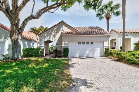 1743 Victoria Circle Vero Beach FL 32967