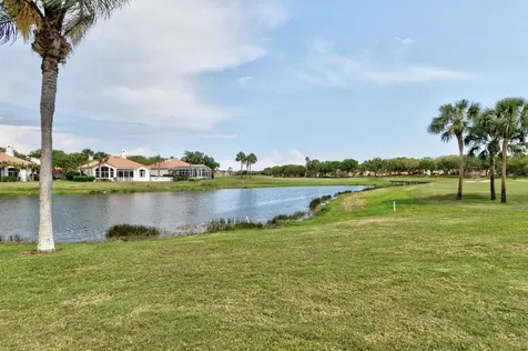 1743 Victoria Circle Vero Beach FL 32967