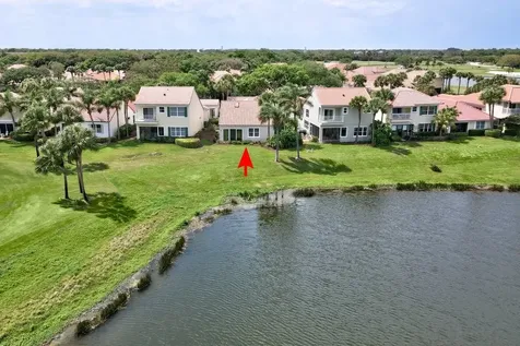 1743 Victoria Circle Vero Beach FL 32967