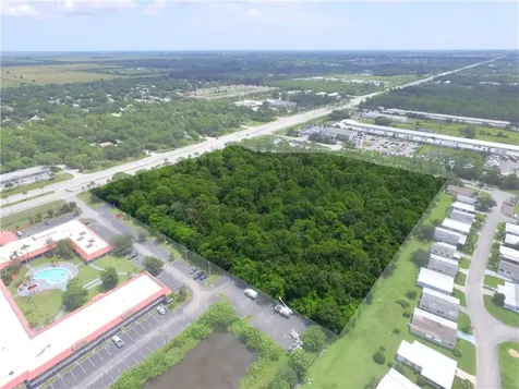 8701 20th Street Vero Beach FL 32966