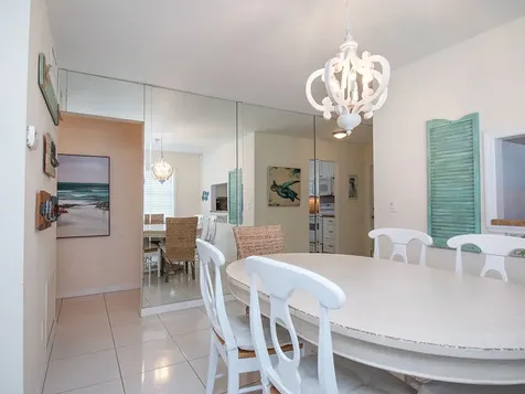 17 Vista Palm Lane Vero Beach FL 32962