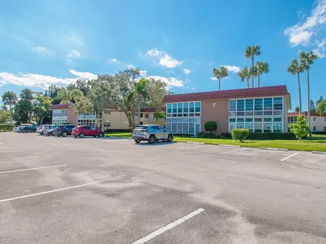 17 Vista Palm Lane Vero Beach FL 32962