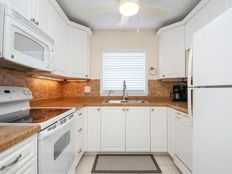17 Vista Palm Lane Vero Beach FL 32962