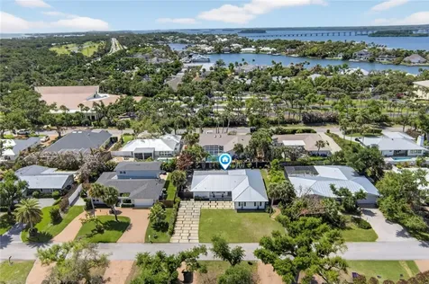 600 Honeysuckle Lane Vero Beach FL 32963