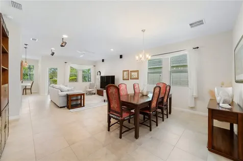 1410 Caddy Court Vero Beach FL 32966